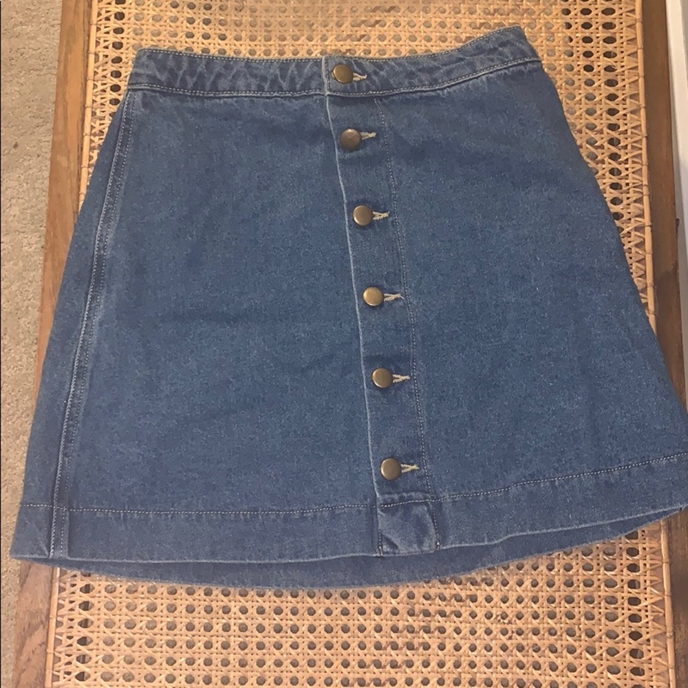 Never worn before skirt!